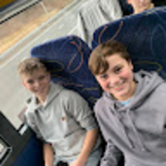 Meet your Posher, Robert - Picture 1 of 1